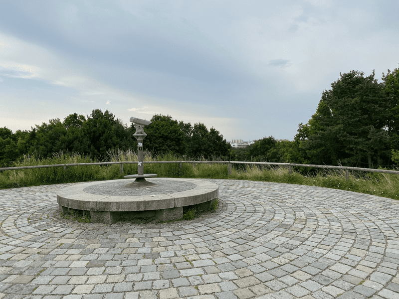 The vantage point of the highest hill in the Ostpark.