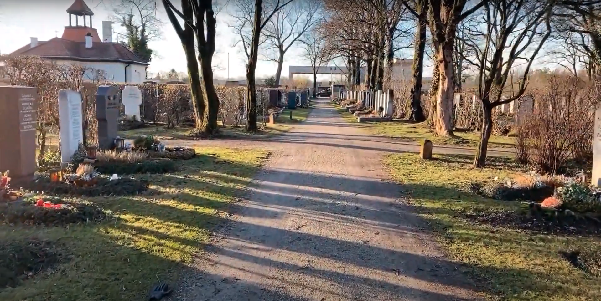 Riem Old Cemetery Walk